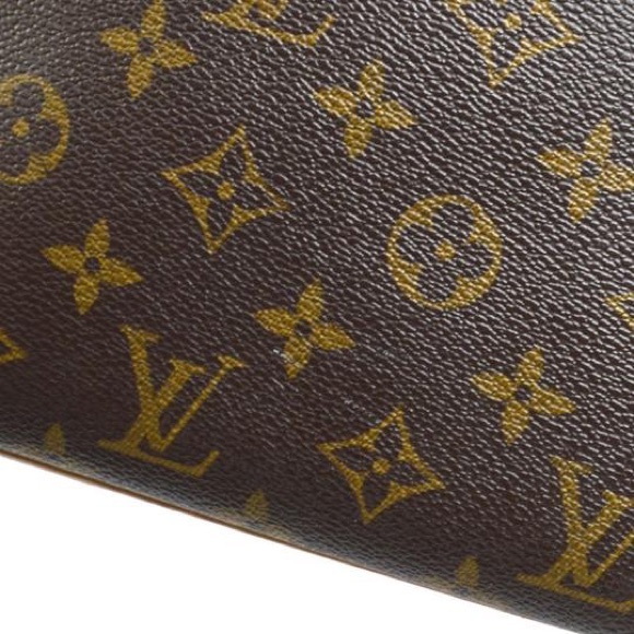 **SOLD**Louis Vuitton Batignolles - Picture 4 of 8